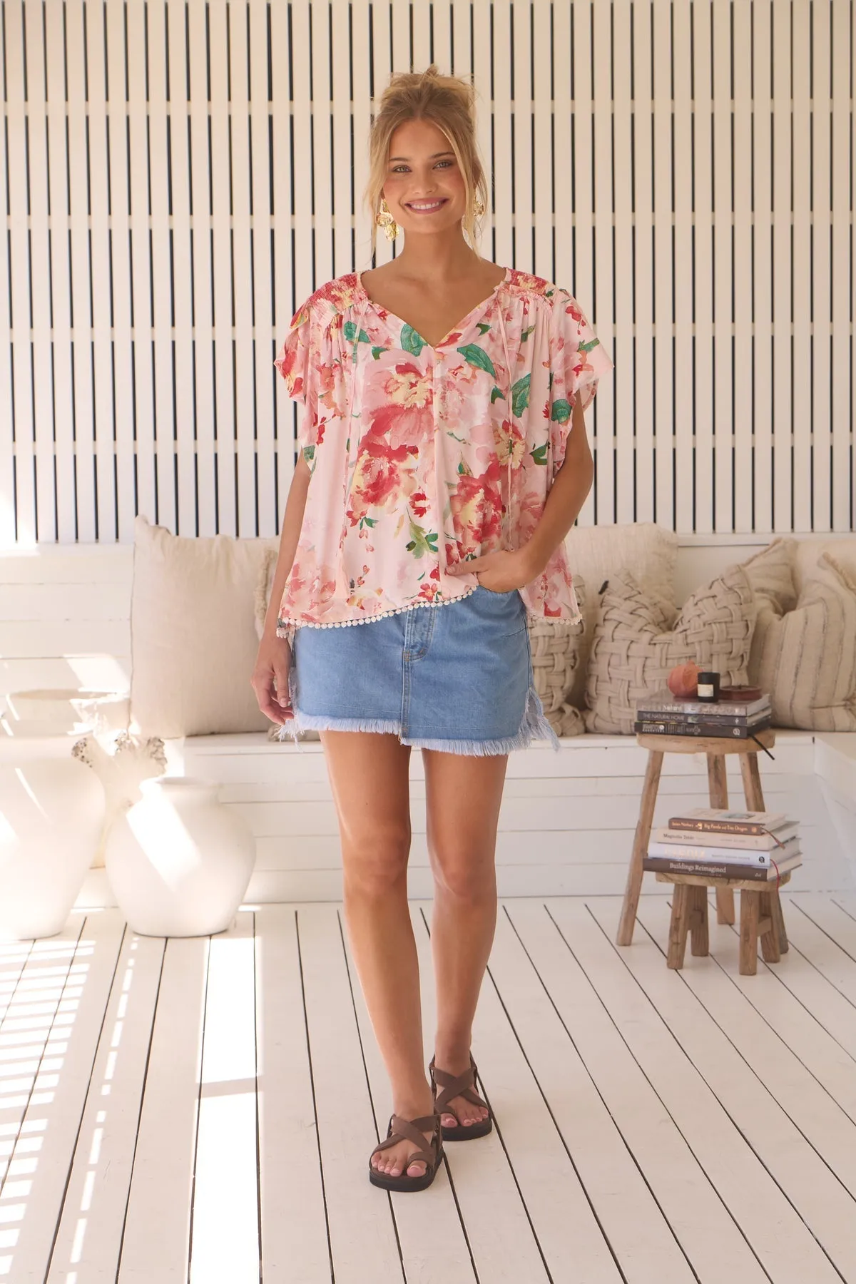Jaase Fisico Top Blouse with V Neck Short Sleeve - Alessia